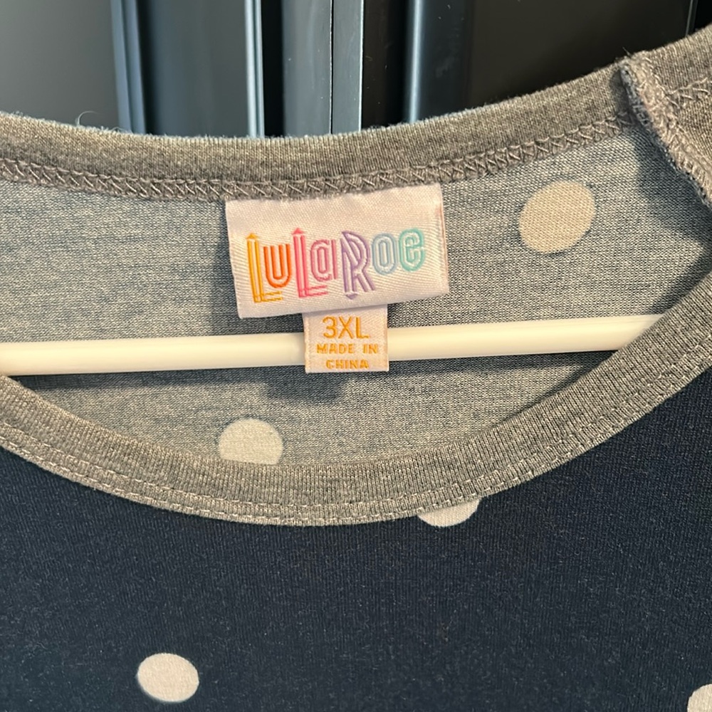 Lularoe Randy Top 3XL - Picture 2 of 2